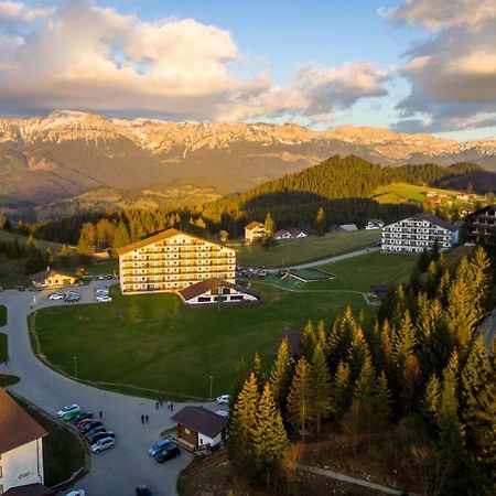 Cheile Gradistei Fundata Resort Exteriör bild