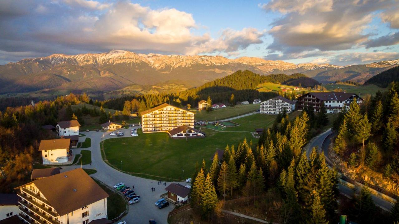 Cheile Gradistei Fundata Resort Exteriör bild