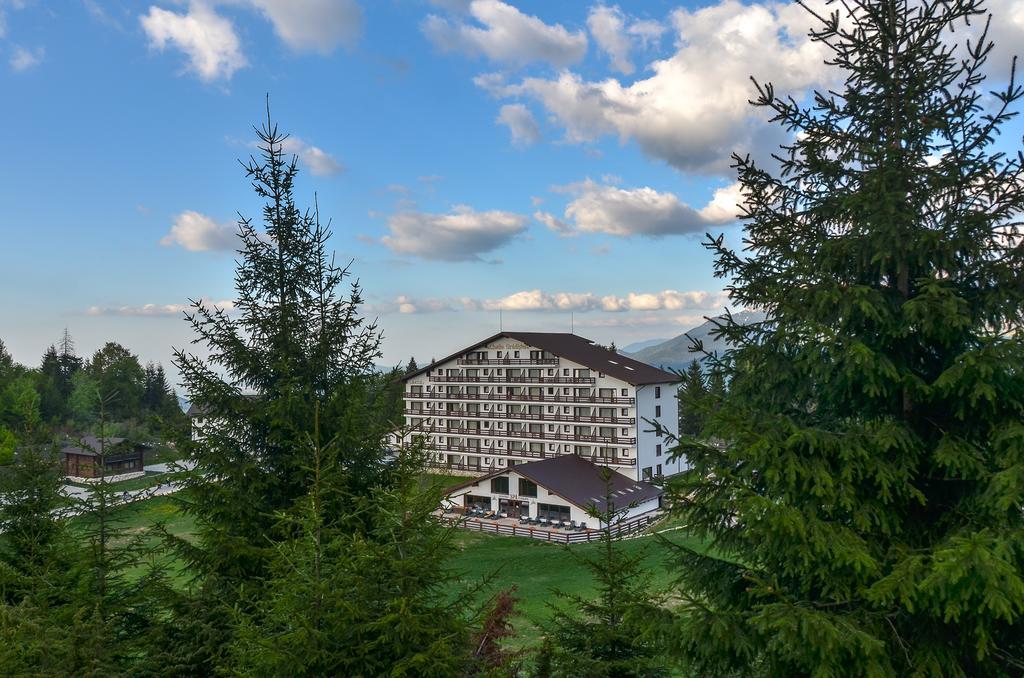 Cheile Gradistei Fundata Resort Exteriör bild