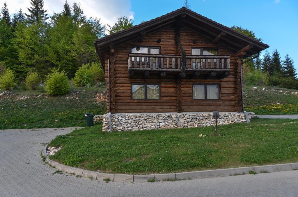 Cheile Gradistei Fundata Resort Exteriör bild