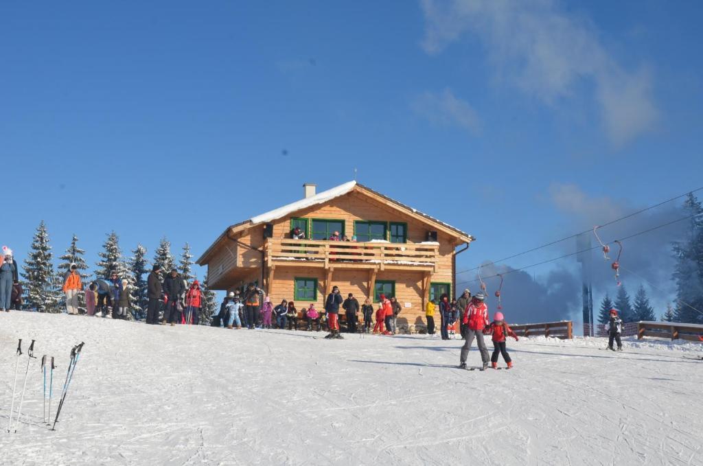 Cheile Gradistei Fundata Resort Exteriör bild